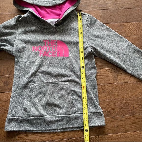 ✨50% OFF✨ The North Face Hoodie - Picture 11 of 11